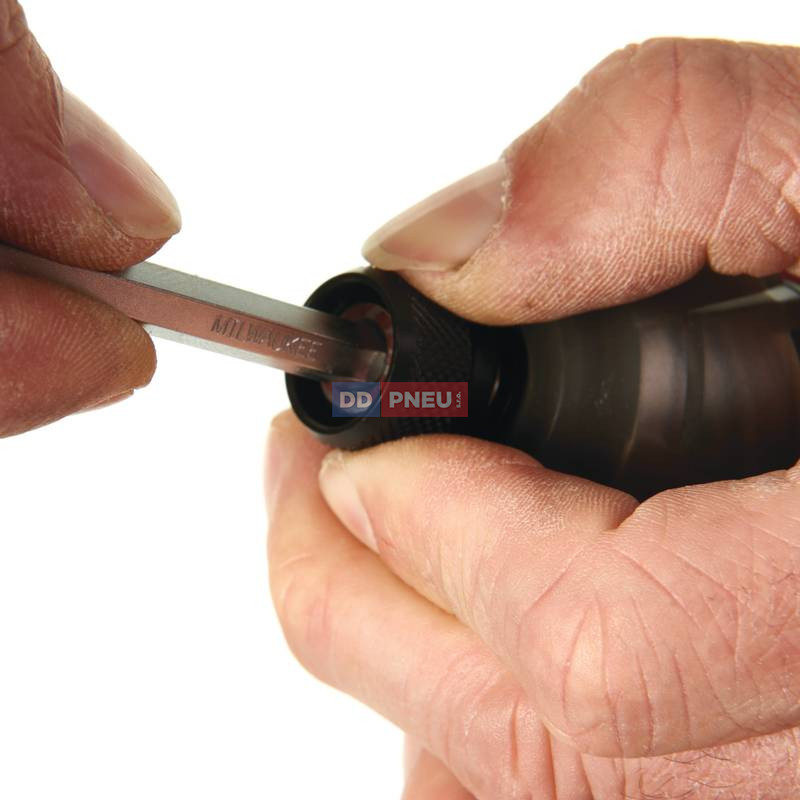 Akční sada aku hydraulický rázový utahovák 1/4" Milwaukee M18 FQID-501B