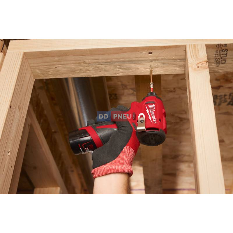 Aku kompaktní bezuhlíkový rázový utahovák MILWAUKEE M12 BLIDRC-202C