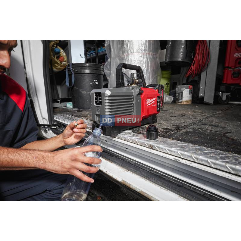 Aku vakuové čerpadlo Milwaukee M18 FVP5-801