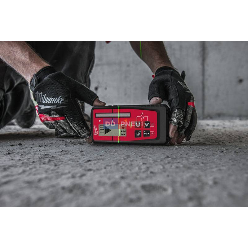Detektor liniového a rotačního laseru Milwaukee LRD100