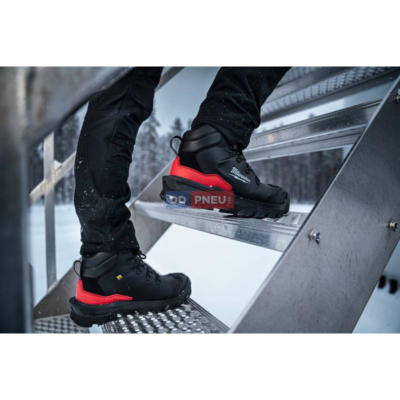 Bezpečnostní boty MILWAUKEE Armourtred™ S3S 1M110111W – kožené, černé, EU 43