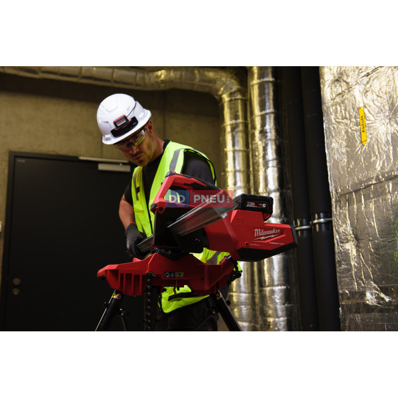 Přilba Milwaukee BOLT™100 – neodvětrávaná, bílá