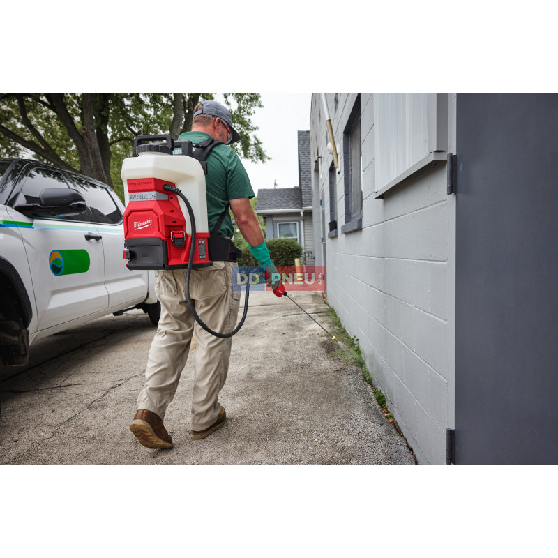 Aku zádové kapalinové čerpadlo Gen2 MILWAUKEE M18 BBPFP2-301