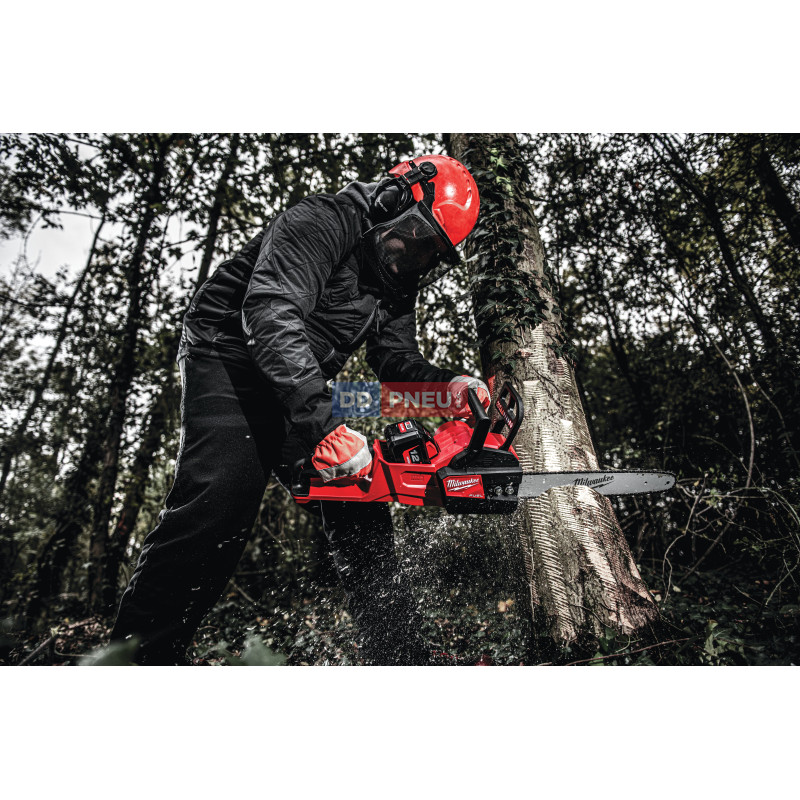 Aku řetězová pila MILWAUKEE M18 FCHS-122
