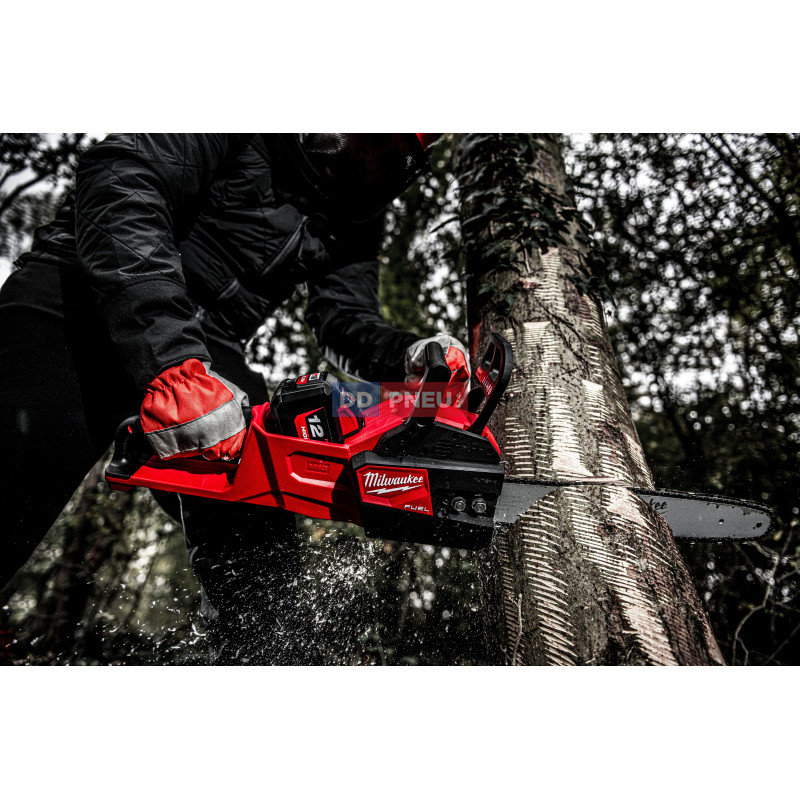 Aku řetězová pila MILWAUKEE M18 FCHS-122