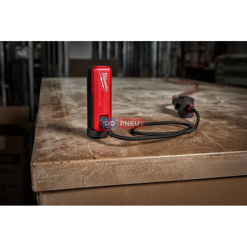 Přenosný zdroj energie a nabíječka REDLITHIUM™ USB MILWAUKEE