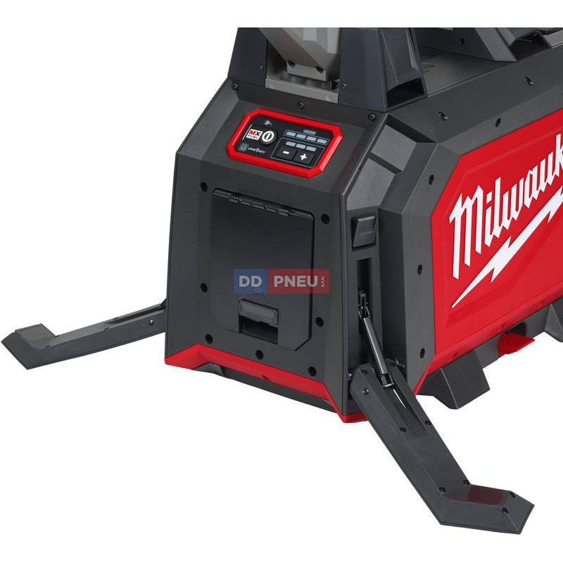 MX FUEL aku kompaktní staveništní světlo MILWAUKEE MXF TLIC-601