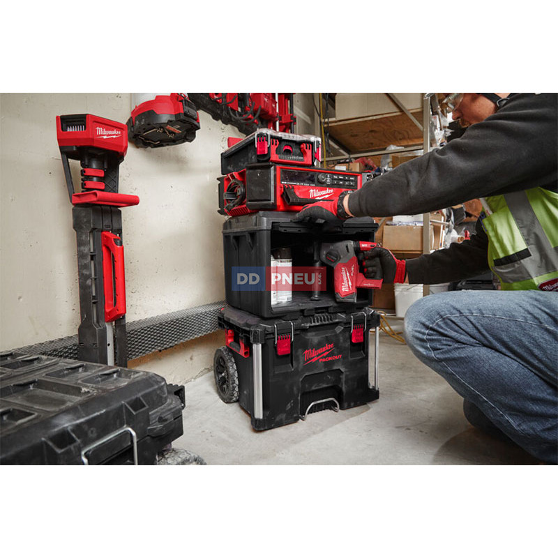 Systém MILWAUKEE PACKOUT™ – skříň