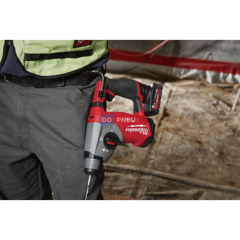 Aku kompaktní kladivo SDS-Plus MILWAUKEE M12 FHAC16-502X – bez baterie
